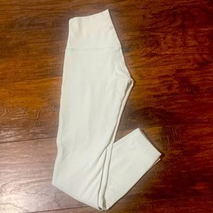 Lululemon. Ribbed high rise pant. White with a very faint blue. Size 4.